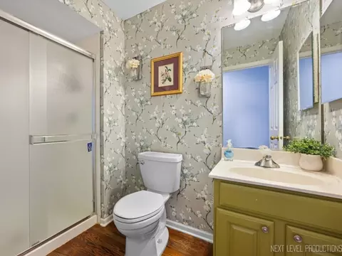 Bath - 1383 Haversham Dr, Aurora, IL 60502 photo 1 of 5
