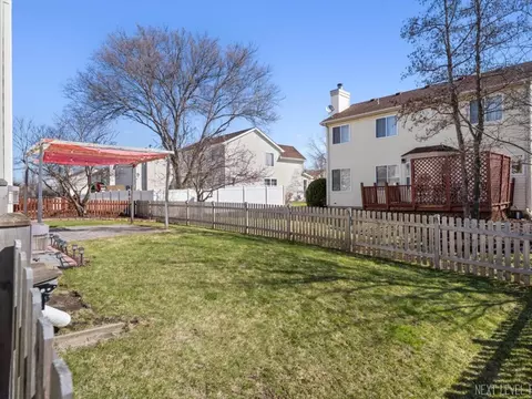 Exterior - 1383 Haversham Dr, Aurora, IL 60502 photo 5 of 7