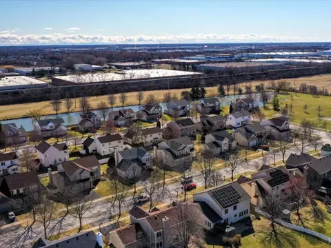 View/Area - 1383 Haversham Dr, Aurora, IL 60502 photo 3 of 9