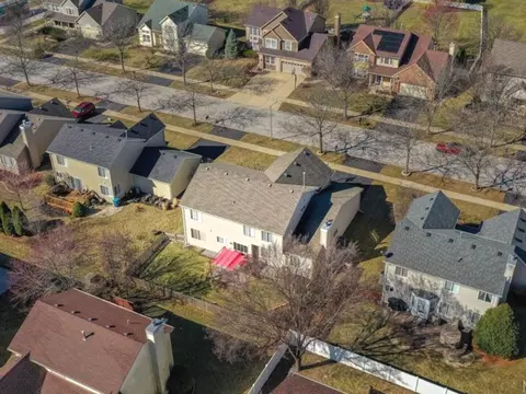View/Area - 1383 Haversham Dr, Aurora, IL 60502 photo 6 of 9