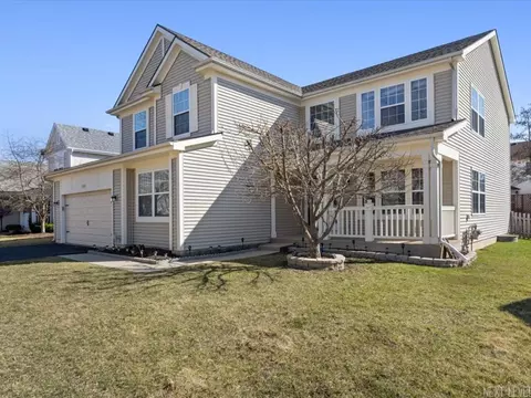 Exterior - 1383 Haversham Dr, Aurora, IL 60502 photo 3 of 7