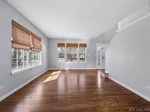 Living - 1383 Haversham Dr, Aurora, IL 60502 photo 4 of 11