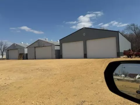 904 Walton Rd, Dixon, IL 61021 photo 2