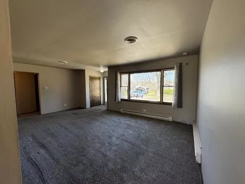 Living - 707 Crestview Dr, Ingleside, IL 60041 photo 1 of 3