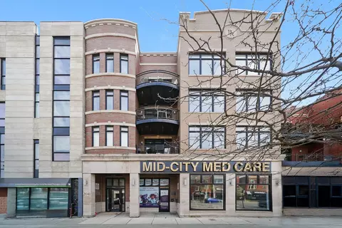 2041 W Division St #304, Chicago, IL 60622