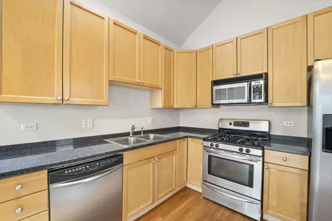 1471 E 69th St #3, Chicago, IL 60637 photo 10