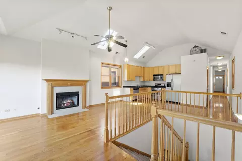 1471 E 69th St #3, Chicago, IL 60637 photo 4