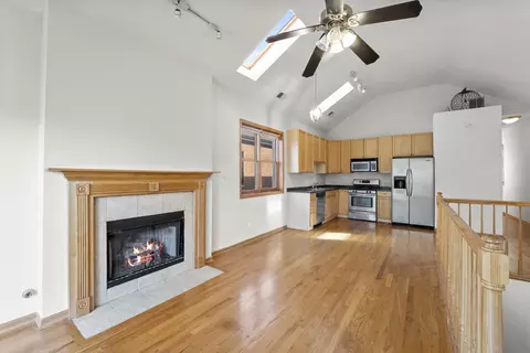 1471 E 69th St #3, Chicago, IL 60637 photo 5