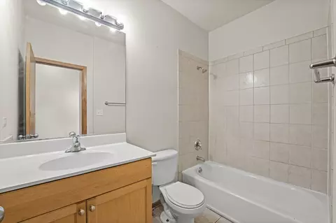 1471 E 69th St #3, Chicago, IL 60637 photo 16