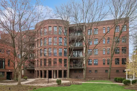 1 Gale Ave #3E, River Forest, IL 60305
