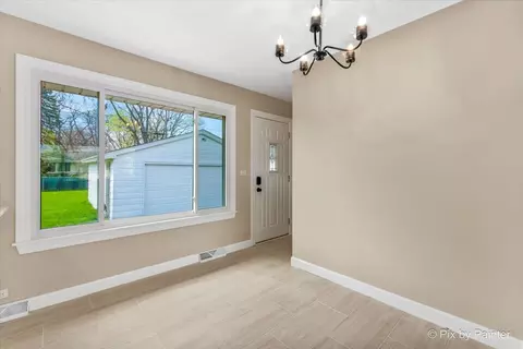 410 Elden Dr, Cary, IL 60013 photo 7