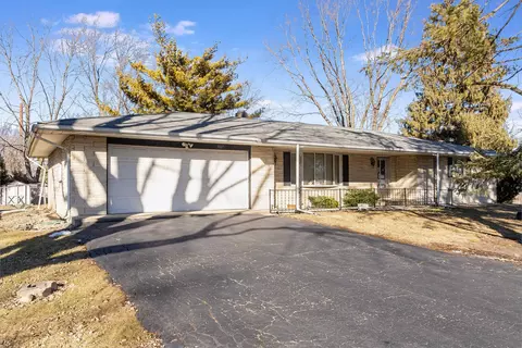 3017 Galena Dr, Joliet, IL 60435