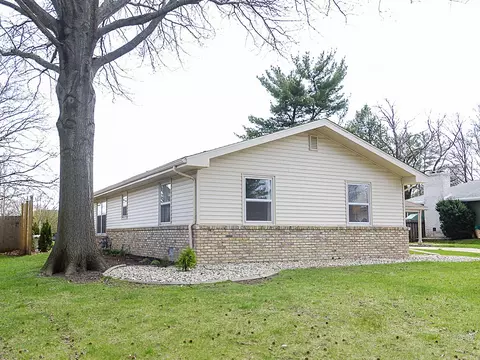 2108 Lynwood Dr, Champaign, IL 61821 photo 47