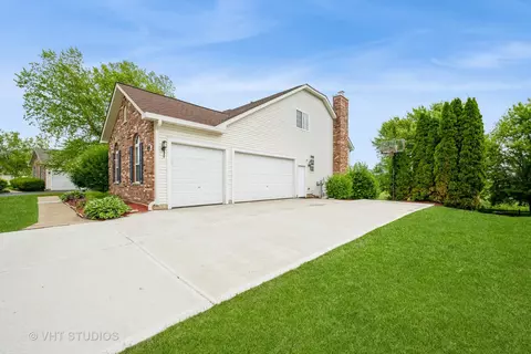 Other - 1641 Foster Cir, Algonquin, IL 60102 photo 8 of 8