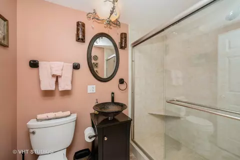 Bath - 1641 Foster Cir, Algonquin, IL 60102 photo 4 of 4