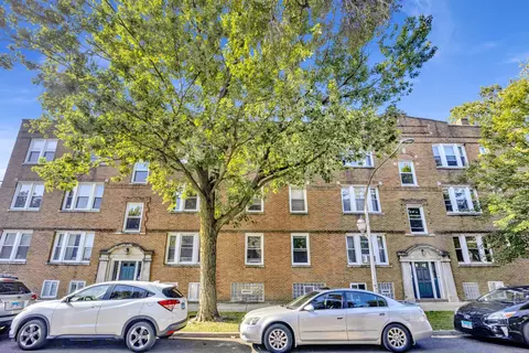 3019 W Cullom Ave #2, Chicago, IL 60618