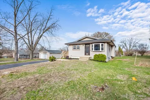 1216 Cherry St, Lake In The Hills, IL 60156