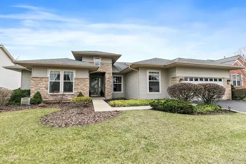 12669 Cold Springs Dr, Huntley, IL 60142