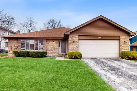 3112 Hedgerow Ln, Homewood, IL 60430