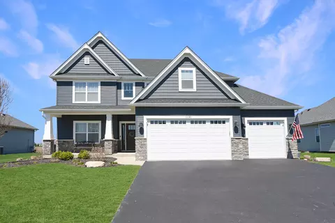 1131 Blackberry Shore Ln, Yorkville, IL 60560