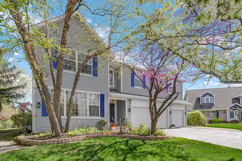4 Regal Ct, Algonquin, IL 60102 photo 2