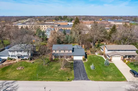 2 S550 Lakeview Dr, Wheaton, IL 60189 photo 5