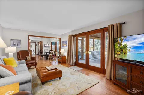 2 S550 Lakeview Dr, Wheaton, IL 60189 photo 17