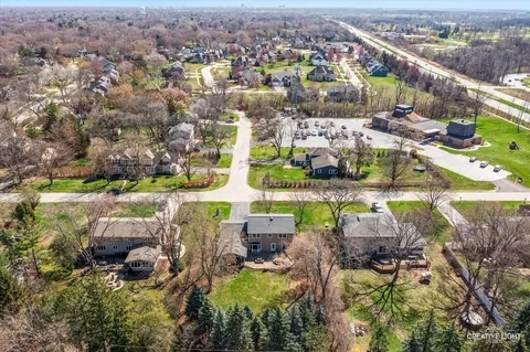 2 S550 Lakeview Dr, Wheaton, IL 60189 photo 33