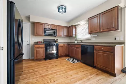 1701 Erin Dr, Normal, IL 61761 photo 9