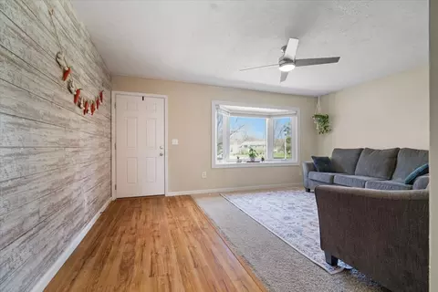 1701 Erin Dr, Normal, IL 61761 photo 4