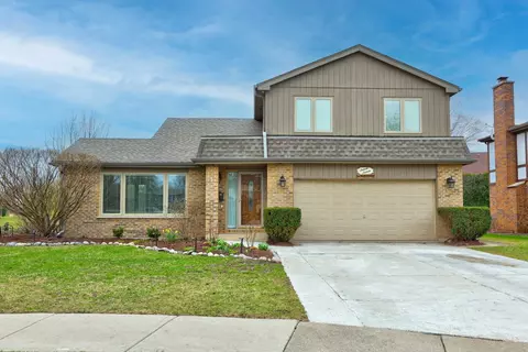 1616 N Dale Ave, Arlington Heights, IL 60004