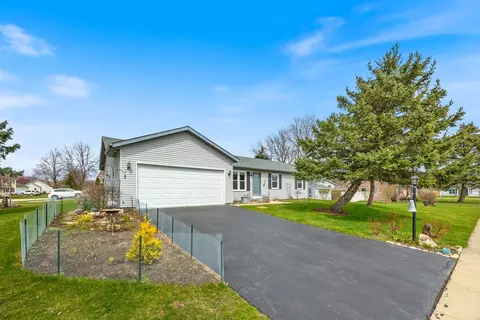 211 W Keene Ave, Cortland, IL 60112