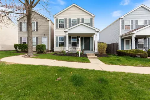 947 Four Seasons Blvd, Aurora, IL 60504