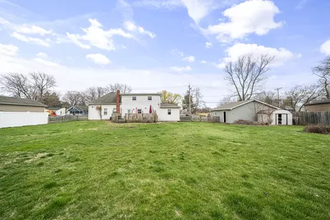 Exterior - 215 E Lee St, Plano, IL 60545 photo 3 of 5