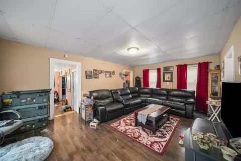 Other - 215 E Lee St, Plano, IL 60545 photo 4 of 5