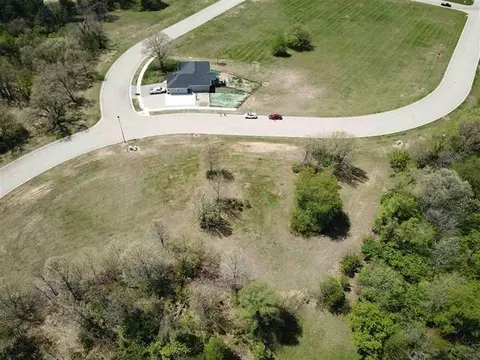 216 Smith Dr, Oregon, IL 61061 photo 4