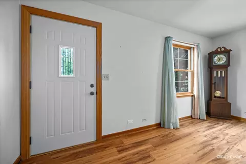 Entry Way - 805 Illinois Ave, Elgin, IL 60120 photo 1 of 1