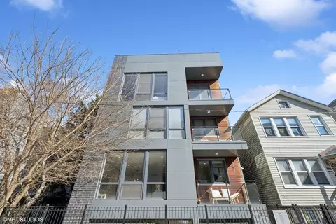 1542 W Fry St #1, Chicago, IL 60642