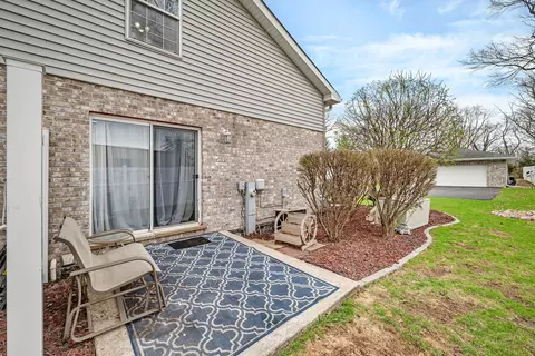 5237 Diamond Dr #A, Oak Forest, IL 60452 photo 26
