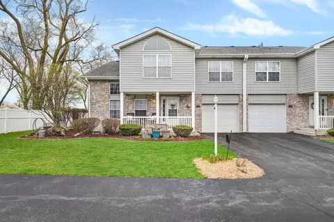 5237 Diamond Dr #A, Oak Forest, IL 60452