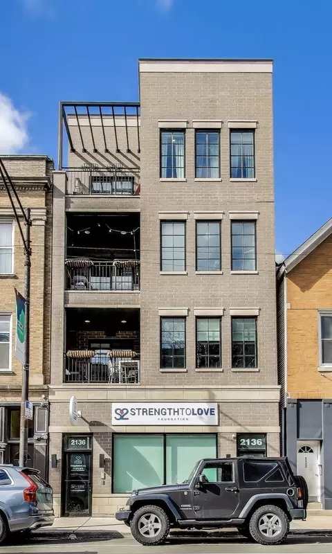 2136 W Belmont Ave #2, Chicago, IL 60618