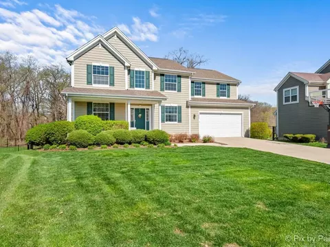 746 Goodfield Lndg, Elgin, IL 60124