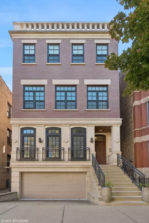 851 W Fletcher St #3, Chicago, IL 60657