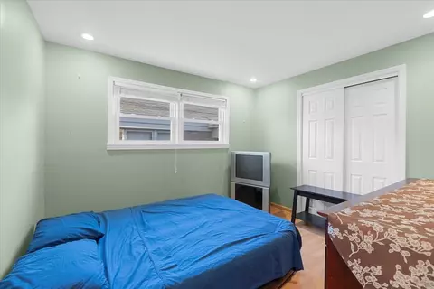 637 Long Rd, Glenview, IL 60025 photo 13