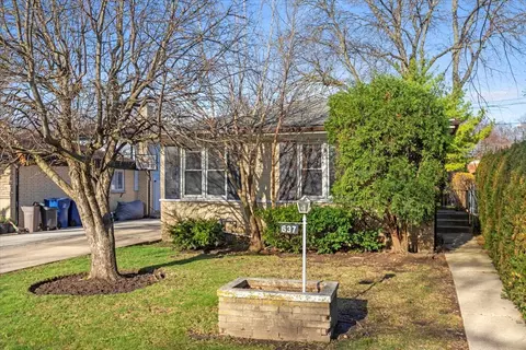 637 Long Rd, Glenview, IL 60025 photo 2