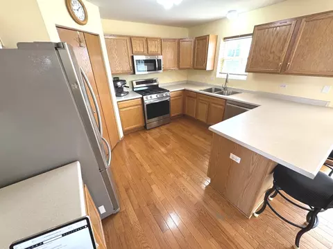 Kitchen - 7506 Prairieside Dr, Plainfield, IL 60586 photo 2 of 4