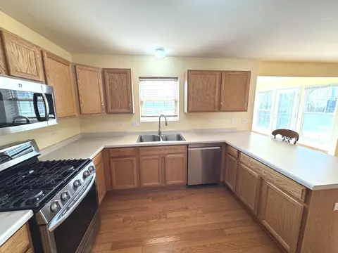 Kitchen - 7506 Prairieside Dr, Plainfield, IL 60586 photo 3 of 4