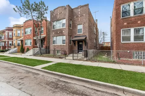 7204 S Cornell Ave, Chicago, IL 60649