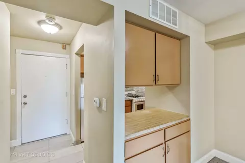 5000 Carriageway Dr #307-2, Rolling Meadows, IL 60008 photo 5