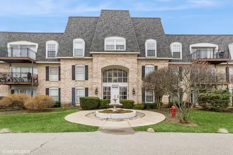 5000 Carriageway Dr #307-2, Rolling Meadows, IL 60008